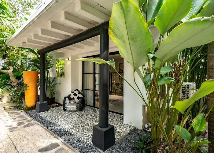 Martini And Hotel Kerobokan